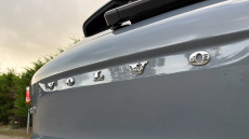 Volvo Xc40 2.0 B4P Plus Dark 5dr AWD Auto Petrol Estate